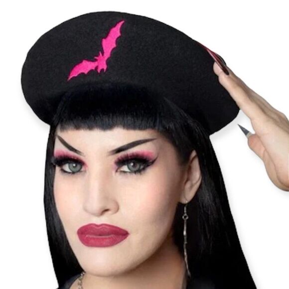 Black Wool Embroidered Pink Bats Batwings Gothic Punk Beret Hat Killstar NEW - Picture 2 of 2